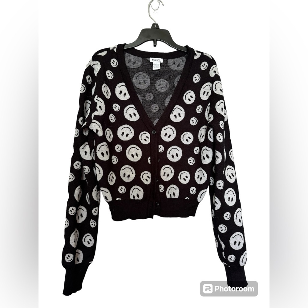 Rue 21 smiley face cropped cardigan size M